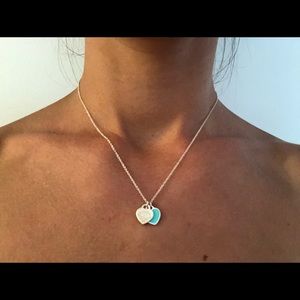 Tiffany’s Double Heart Pendant Necklace